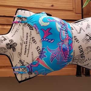 Sunsets swim top